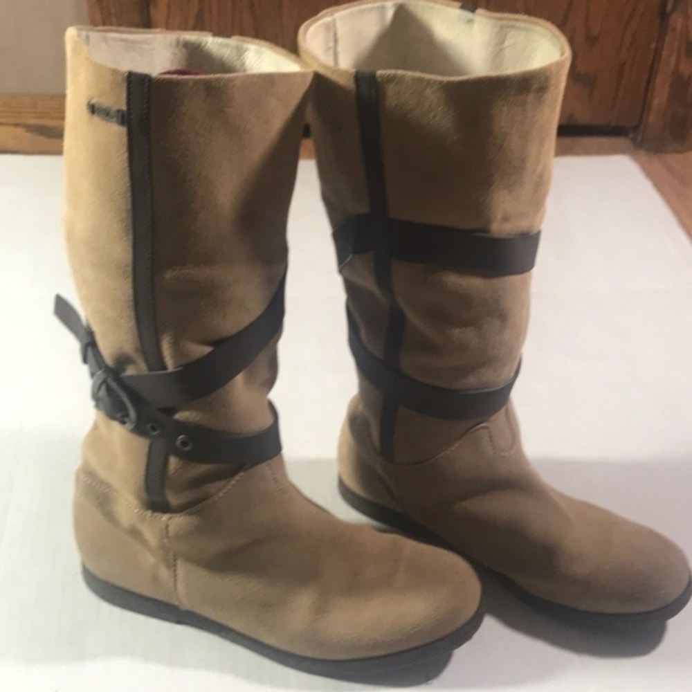 EMU Australia Women's Aurora Boot